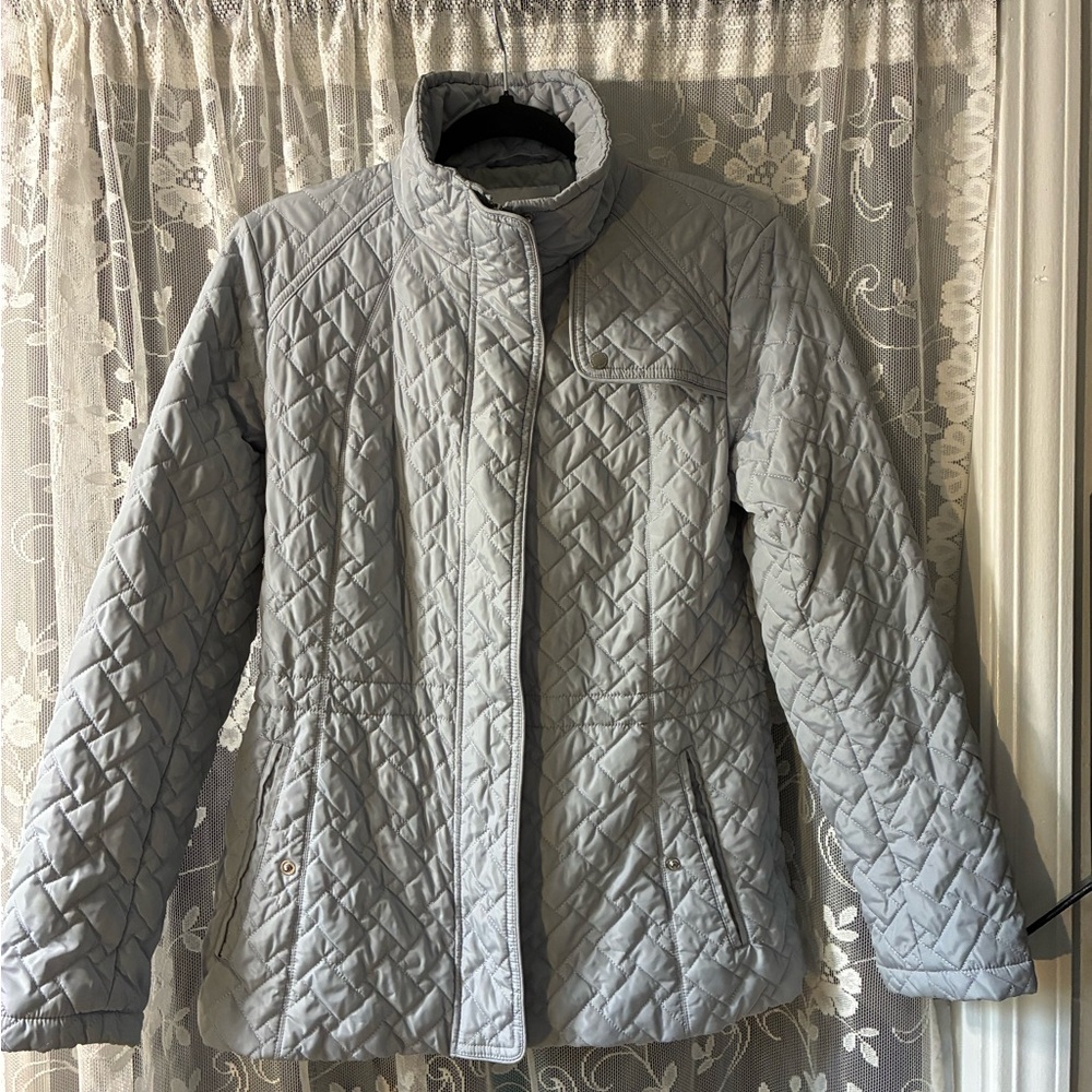 Cole Haan Light Gray Quilted Puffer Jacket size medium